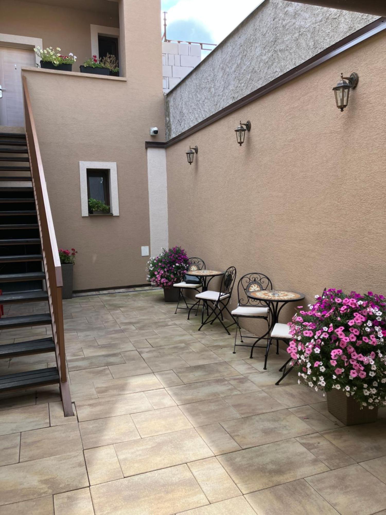 Corner House Διαμέρισμα Lučenec Εξωτερικό φωτογραφία